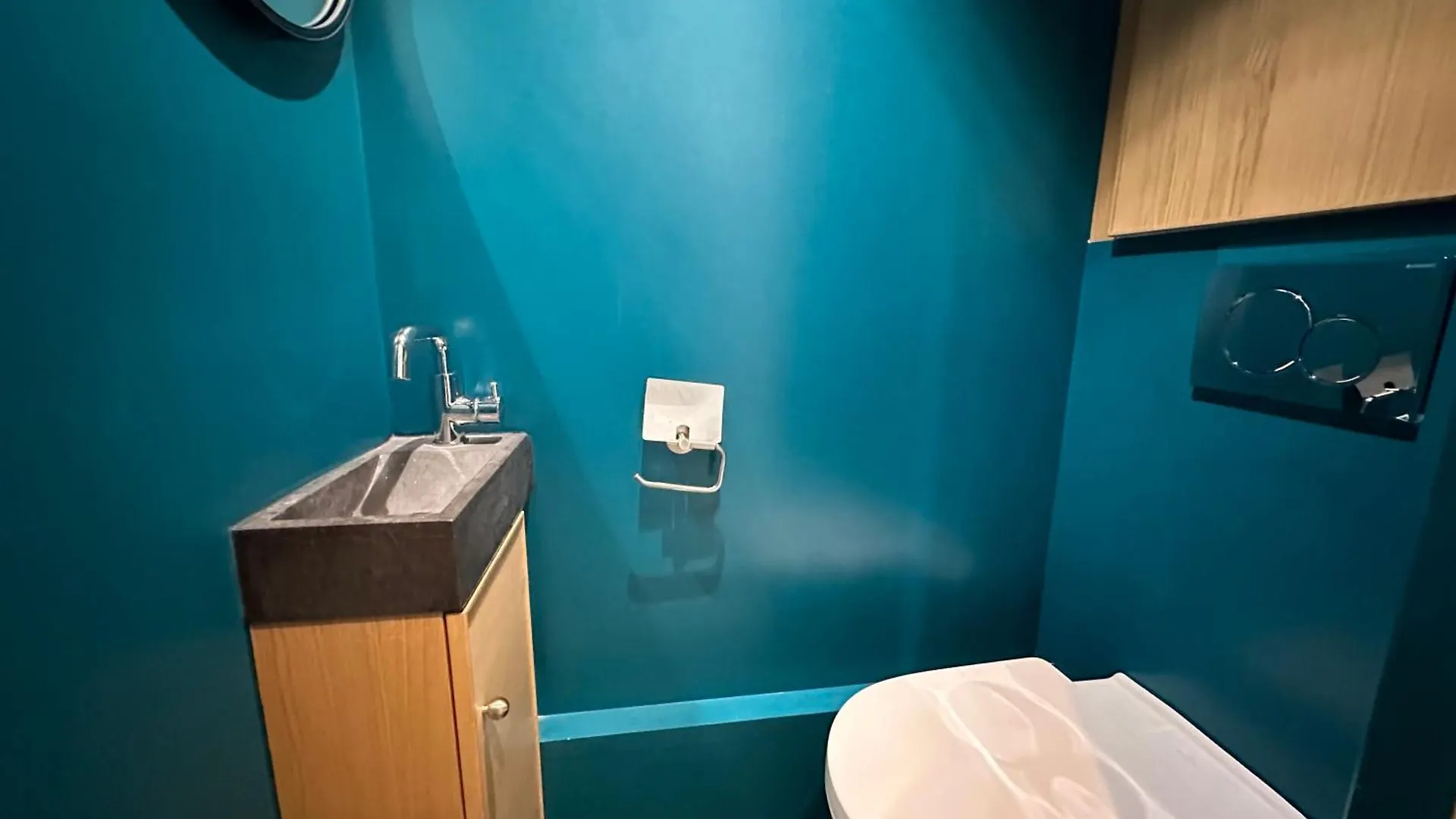 Brand New Apartment Near La Madeleine Párizs