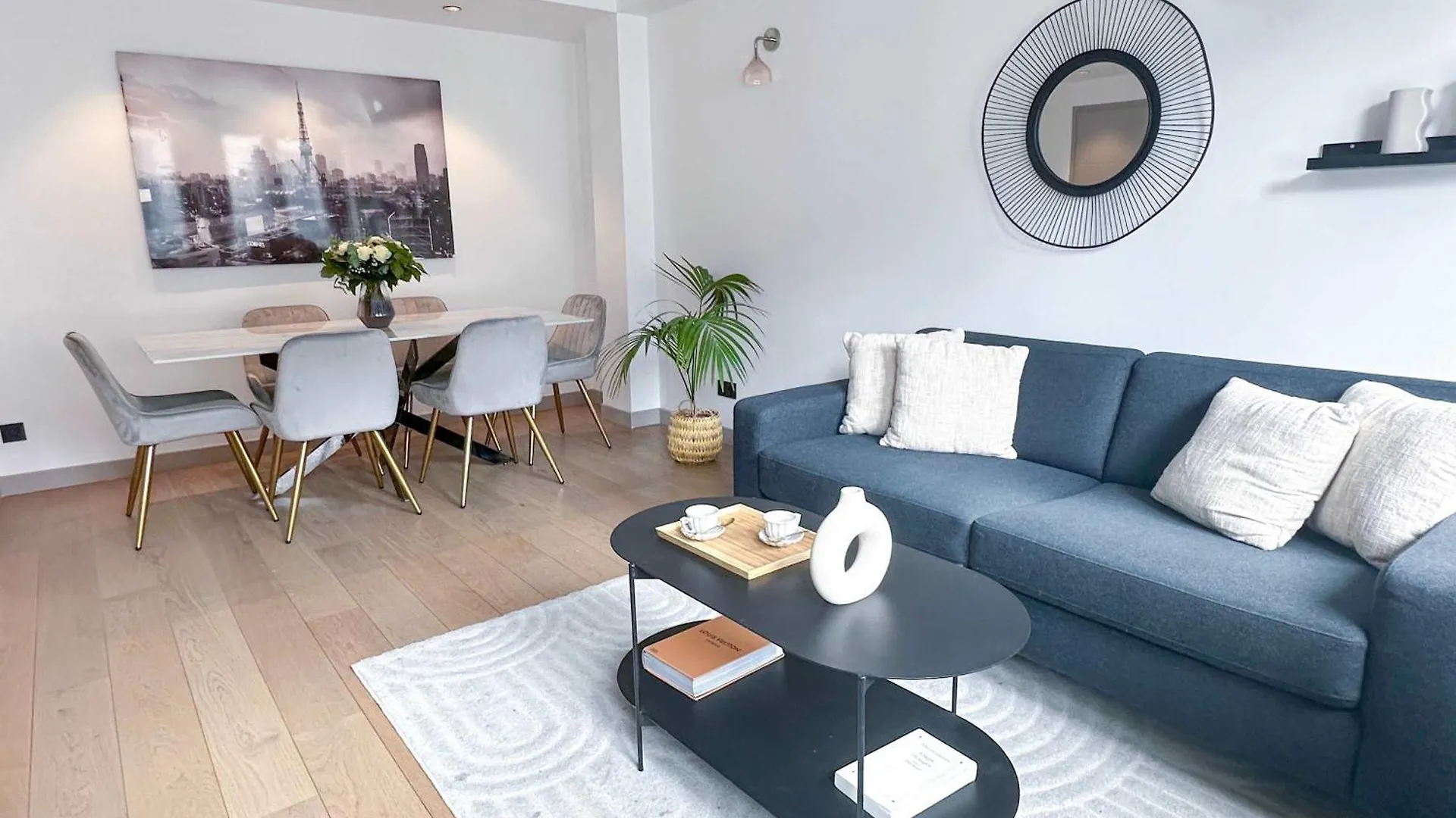 Brand New Apartment Near La Madeleine Párizs